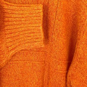 Geoffrey Beene Crew Neck Orange Sweater
